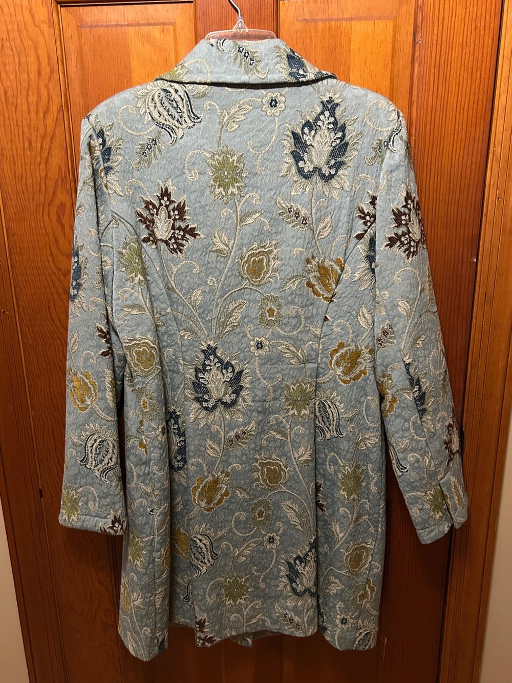 CAbi Blue Floral Brocade Coat 16 - Picture 2 of 7